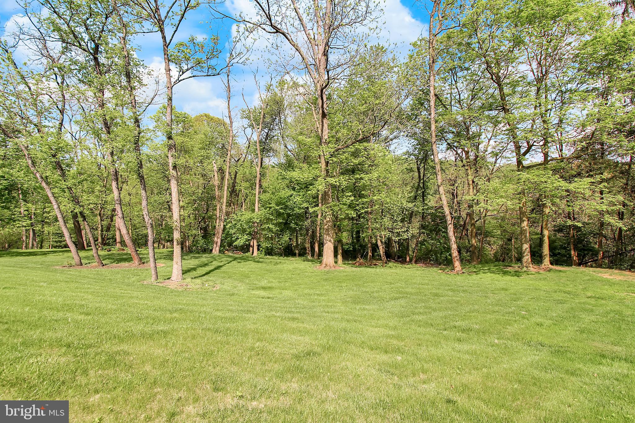 3693 Cimmeron Road York, PA 17402 - Photo 29 of 36 Gallery Image 29