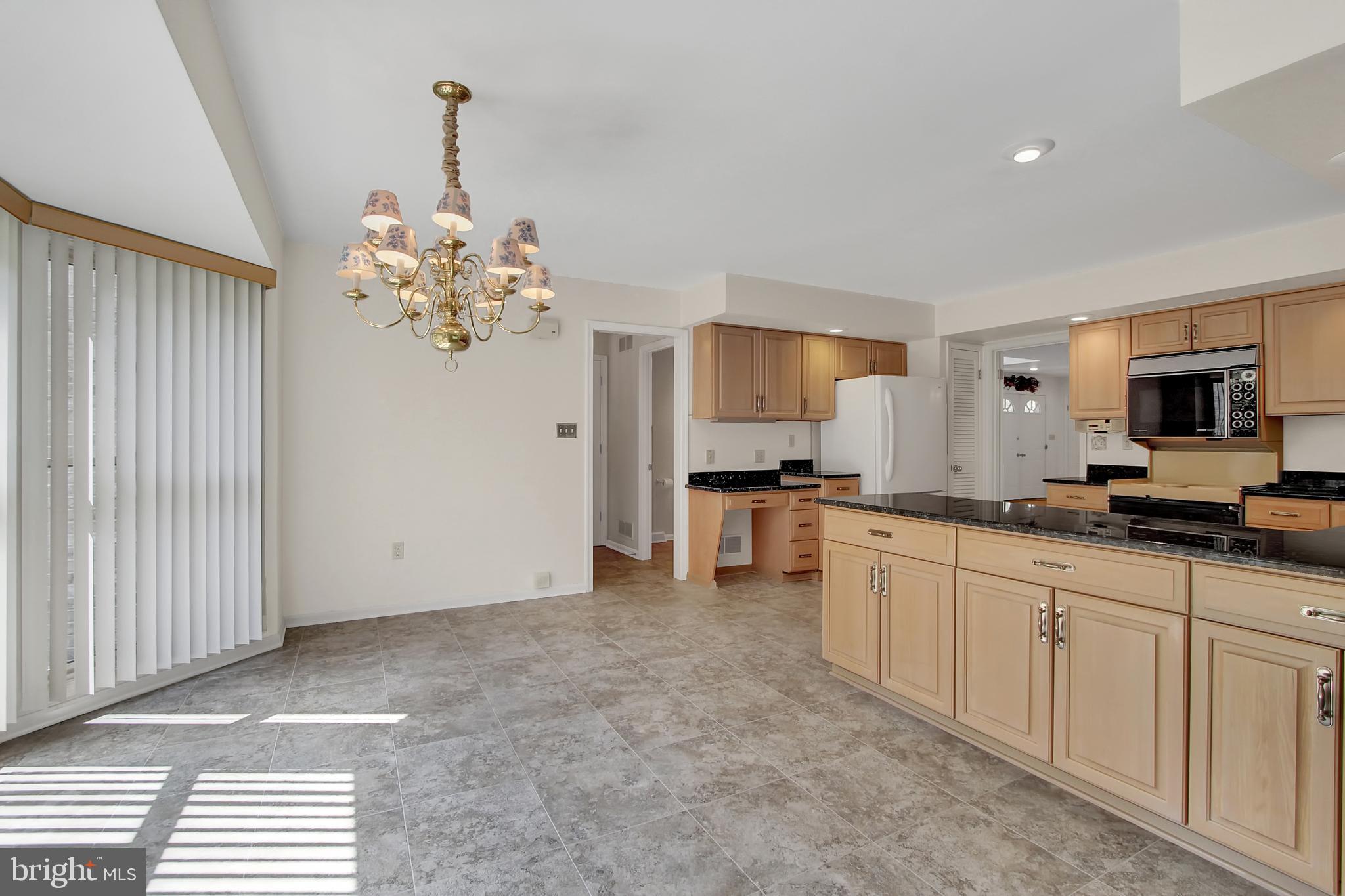 3693 Cimmeron Road York, PA 17402 - Photo 10 of 36 Gallery Image 10