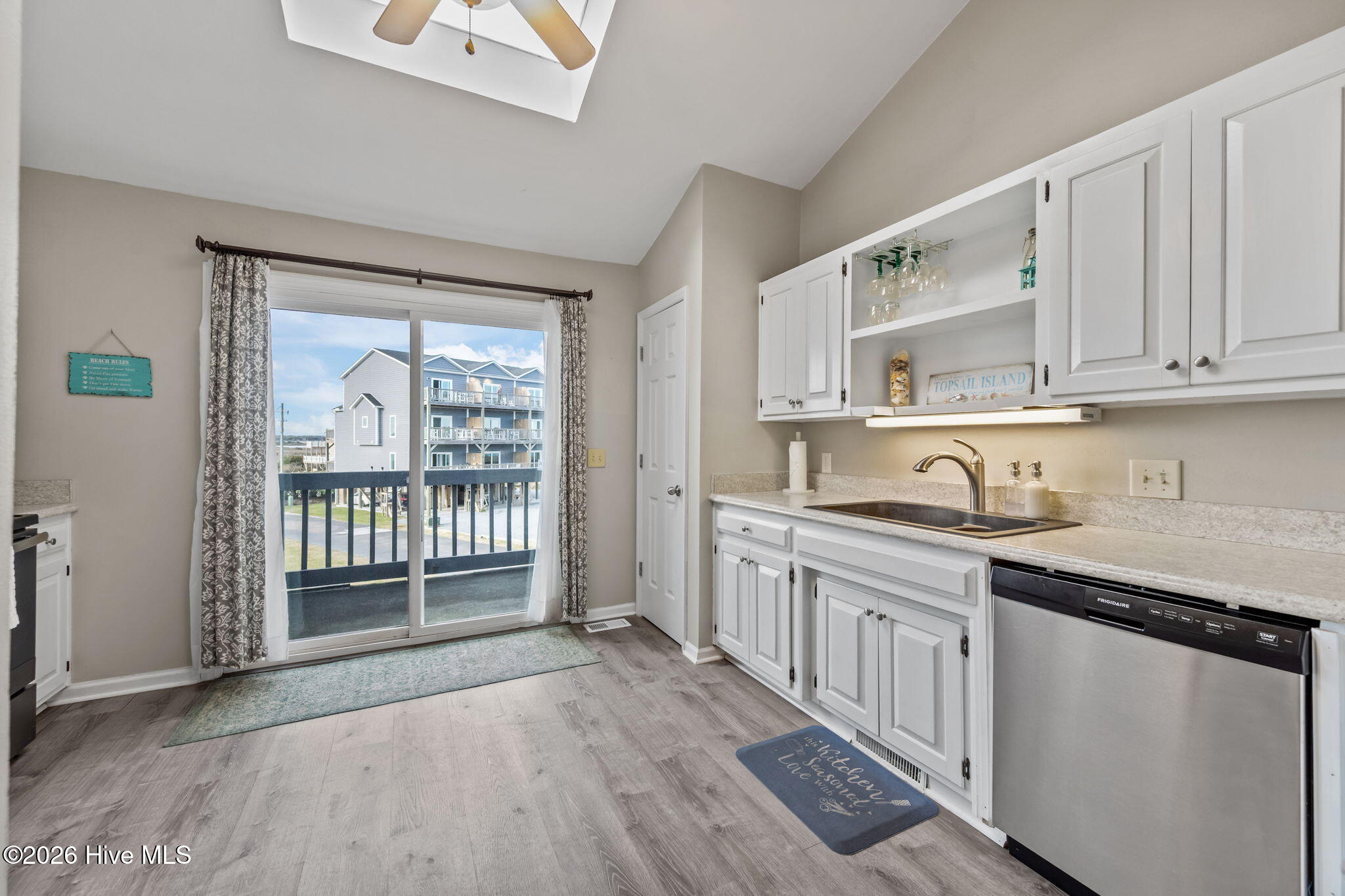 1928 New River Inlet Road, Unit 214 North Topsail Beach, NC 28460 - Photo 11 of 50 Kitchen