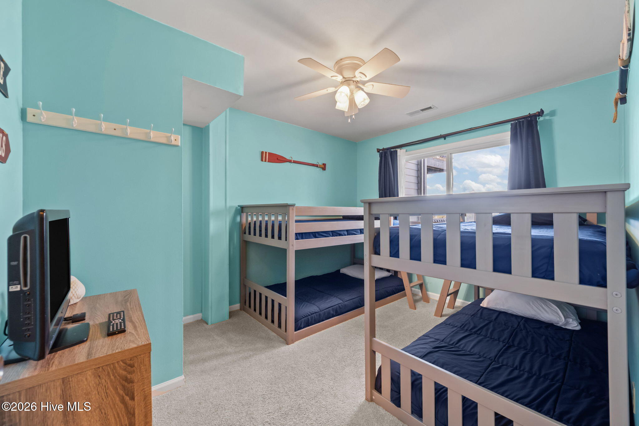 1928 New River Inlet Road, Unit 214 North Topsail Beach, NC 28460 - Photo 33 of 50 Guest Bedroom 2