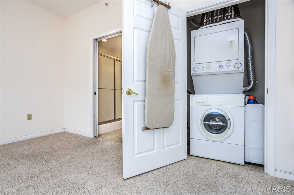 401 Timber Ridge Drive, Unit 24 Grafton, IL 62037 - Photo 18 of 32