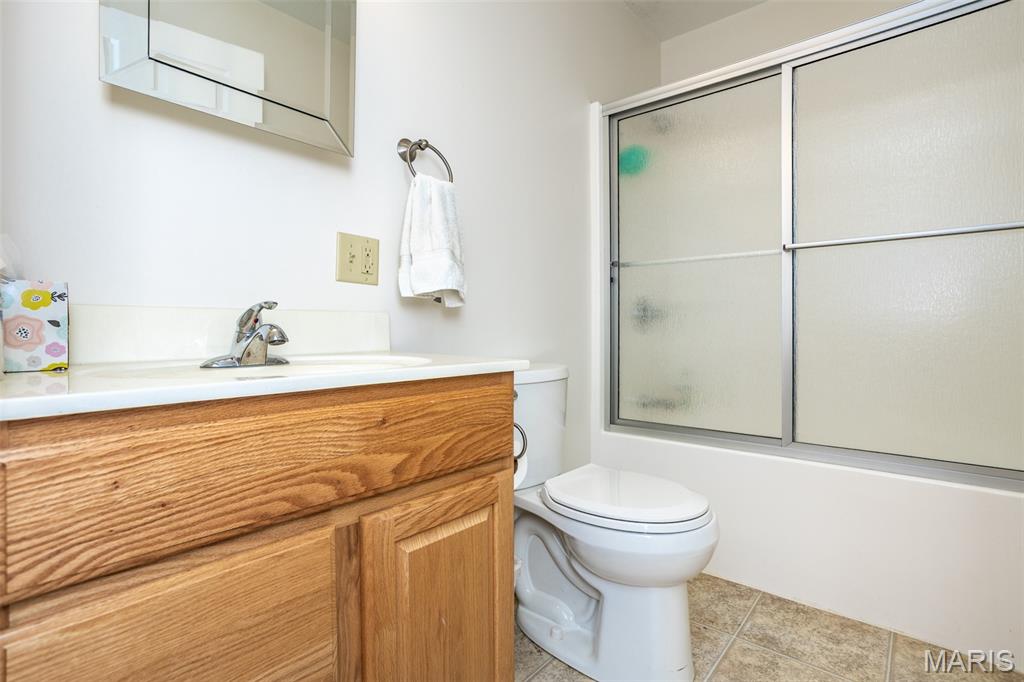 401 Timber Ridge Drive, Unit 24 Grafton, IL 62037 - Photo 20 of 32