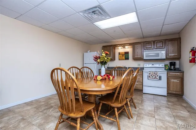 $245,000 | 401 Timber Ridge Drive, Unit 24, Grafton, IL 62037