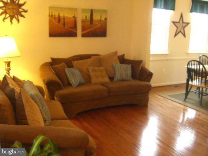 1312 Longbow Road Mount Airy, MD 21771 - Photo 8 of 22 Living Room
