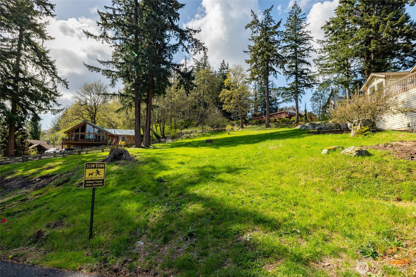 4014 Mitchell Drive Anacortes, WA 98221 - Photo 8 of 10