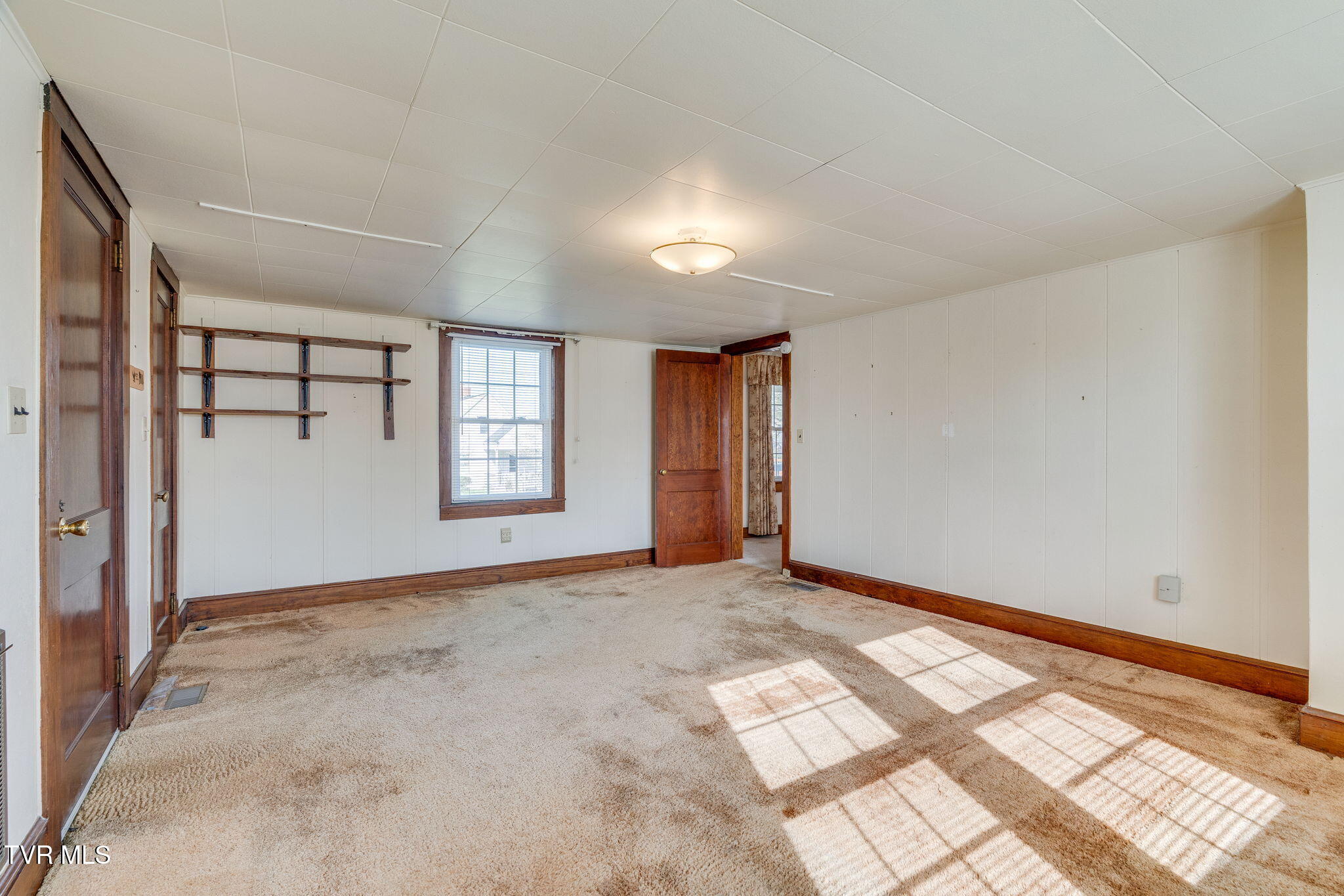2716 Linden Road Kingsport, TN 37664 - Photo 19 of 30 019
