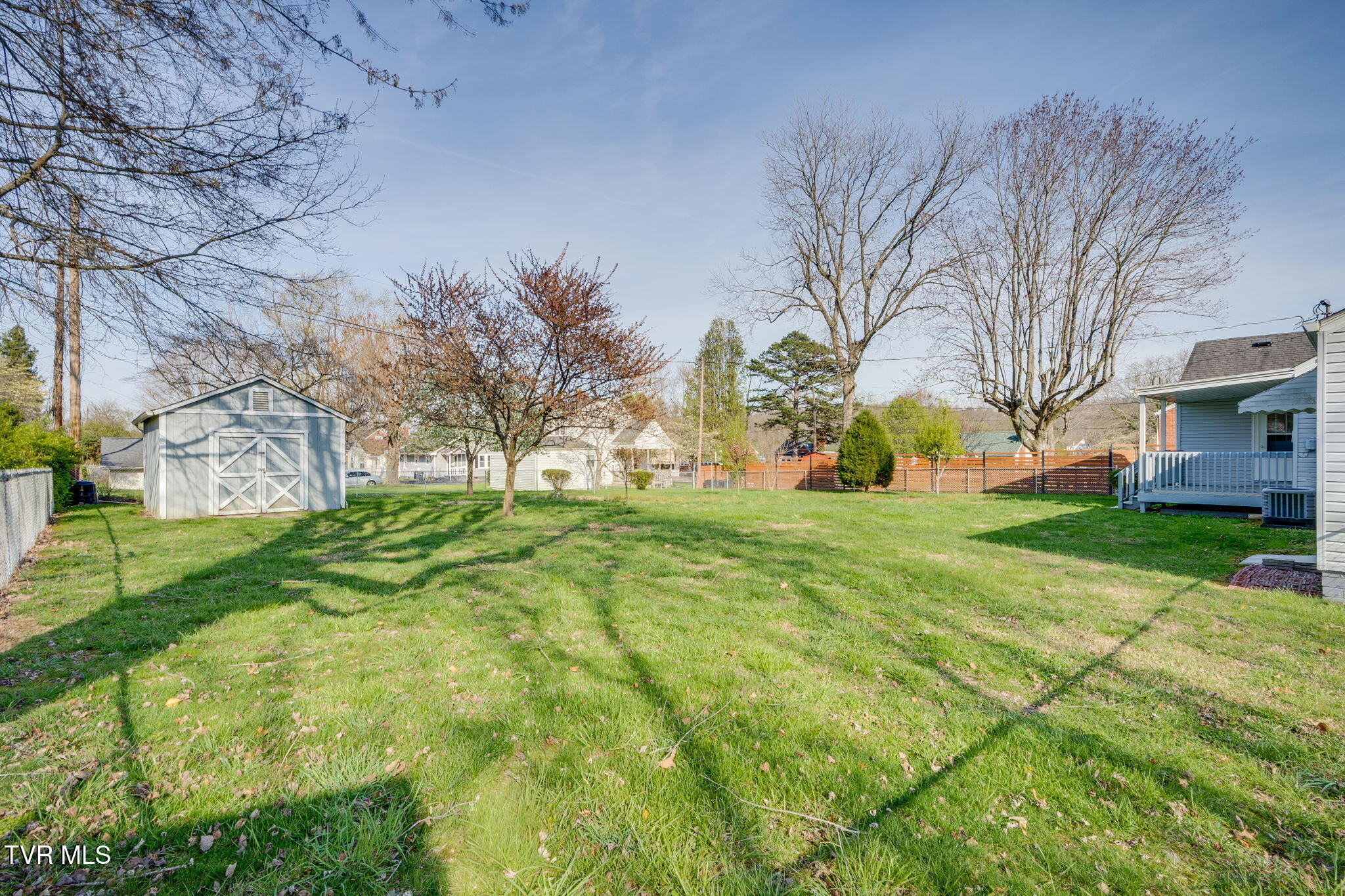 2716 Linden Road Kingsport, TN 37664 - Photo 23 of 30 023