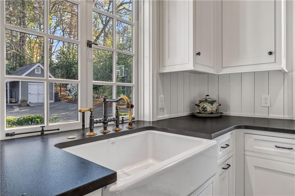 2889 Bakers Farm Road Southeast Atlanta, GA 30339 - Photo 19 of 67