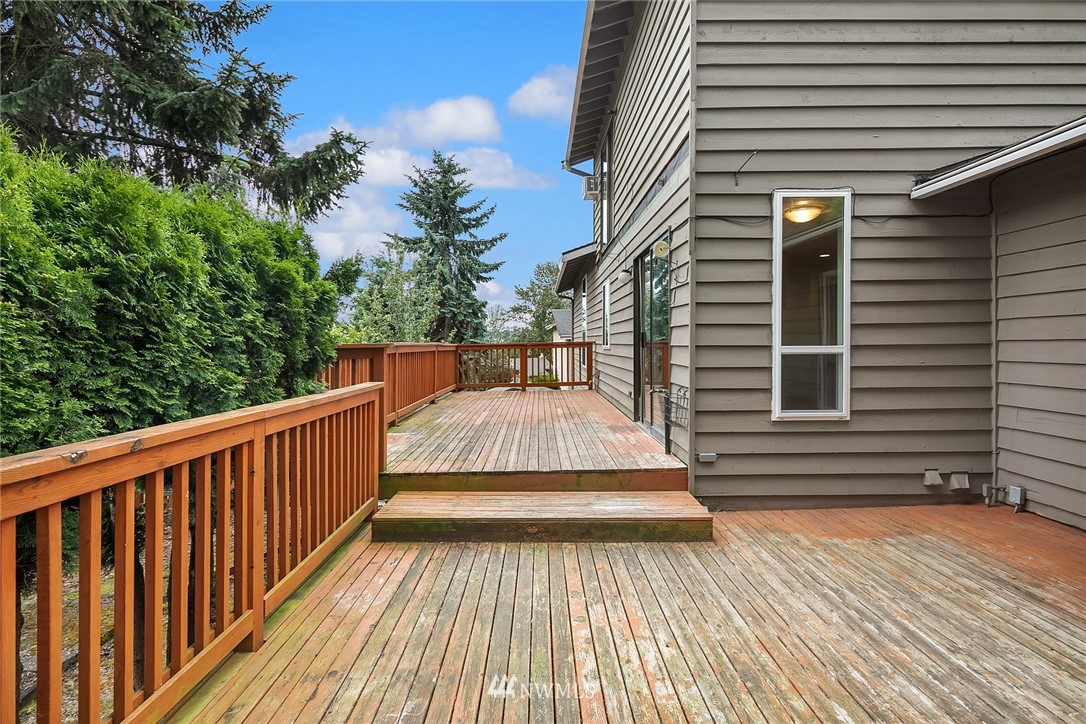 521 South 28th Place Renton, WA 98055 - Photo 19 of 20 a view of a wooden deck
