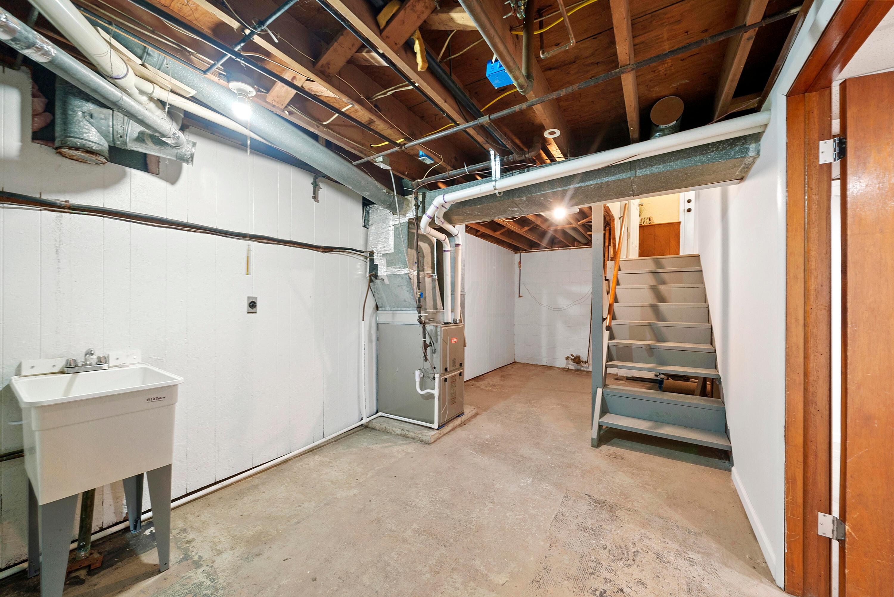 217 Gladys Road Columbus, OH 43228 - Photo 22 of 34 Utility Space