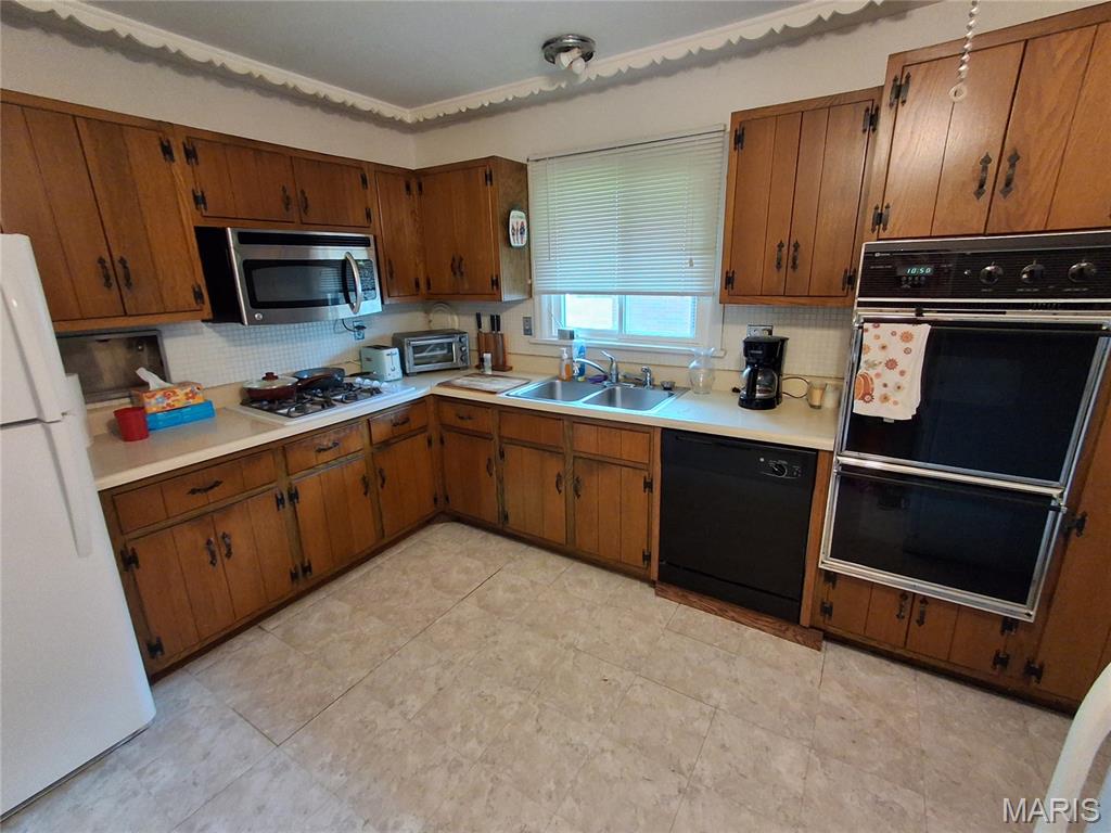 3827 Buckley Road St. Louis, MO 63125 - Photo 2 of 8