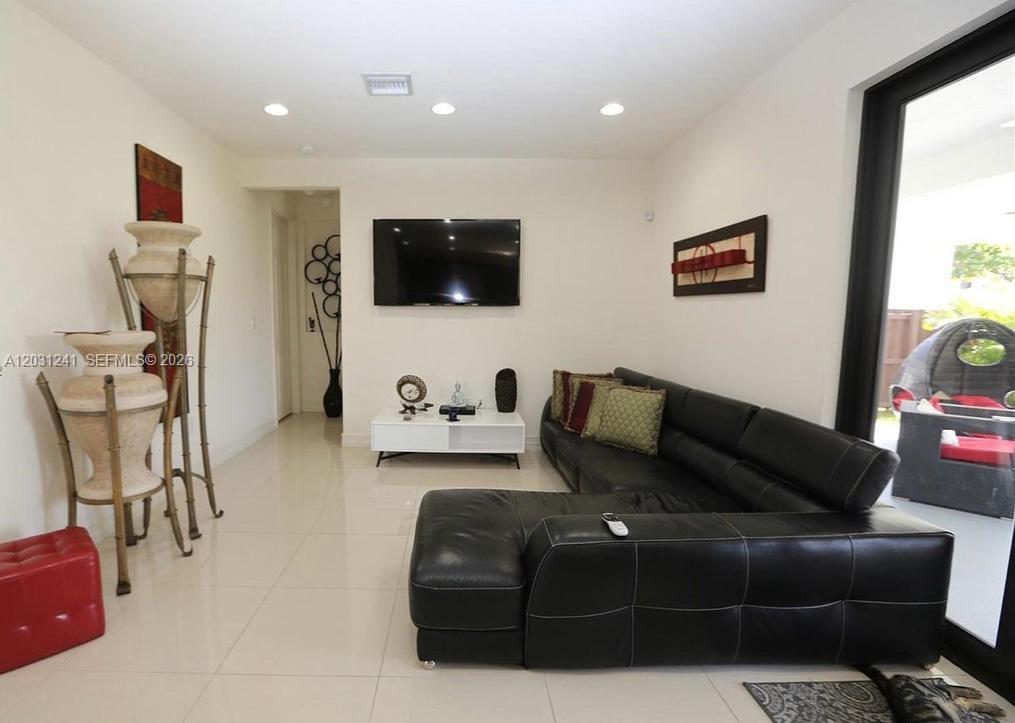 14440 Southwest 31st Street, Unit 14440 Miami, FL 33175 - Photo 20 of 31