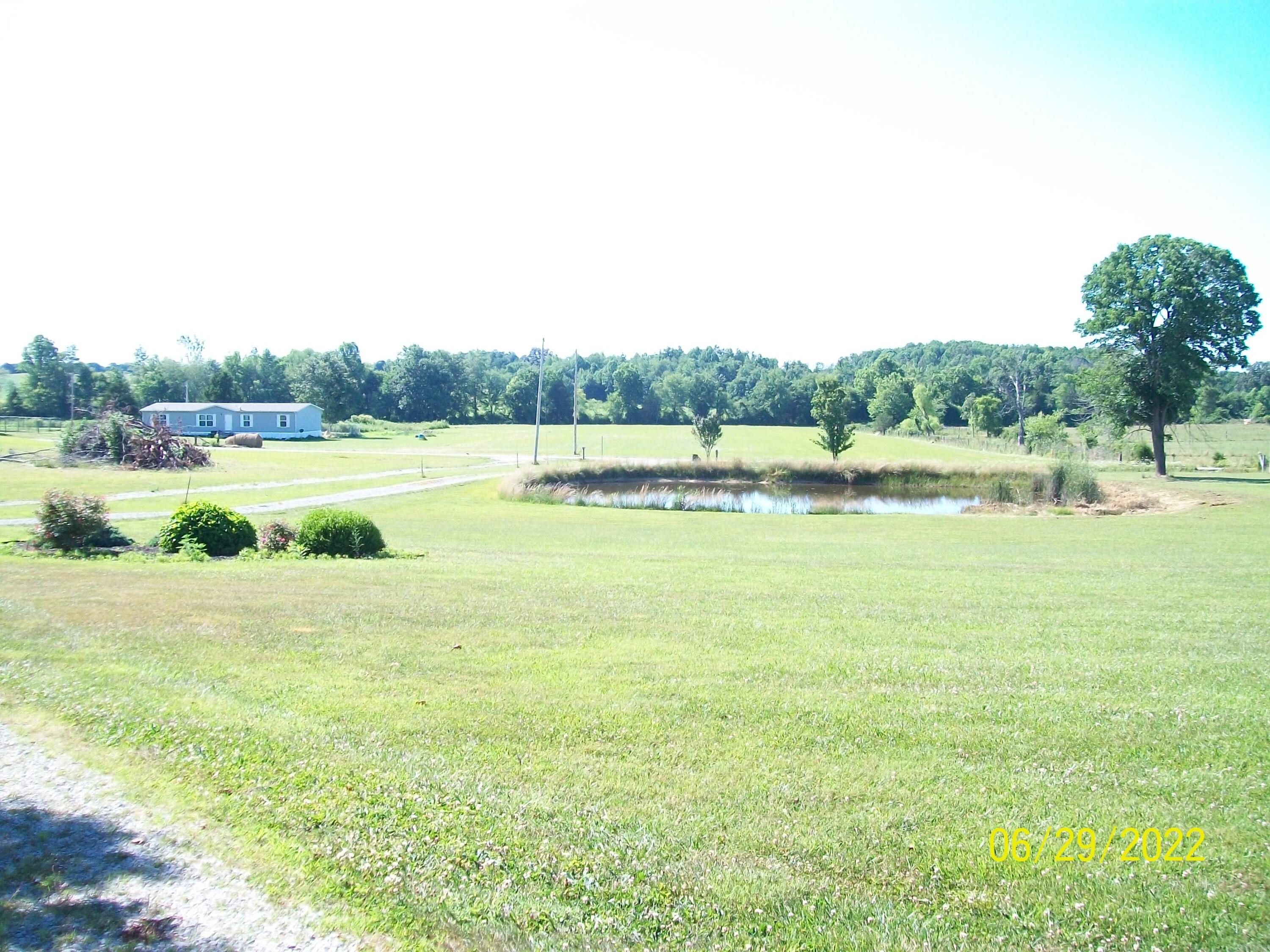 1900 Liberty Road Eubank, KY 42567 - Photo 48 of 54 100_6076