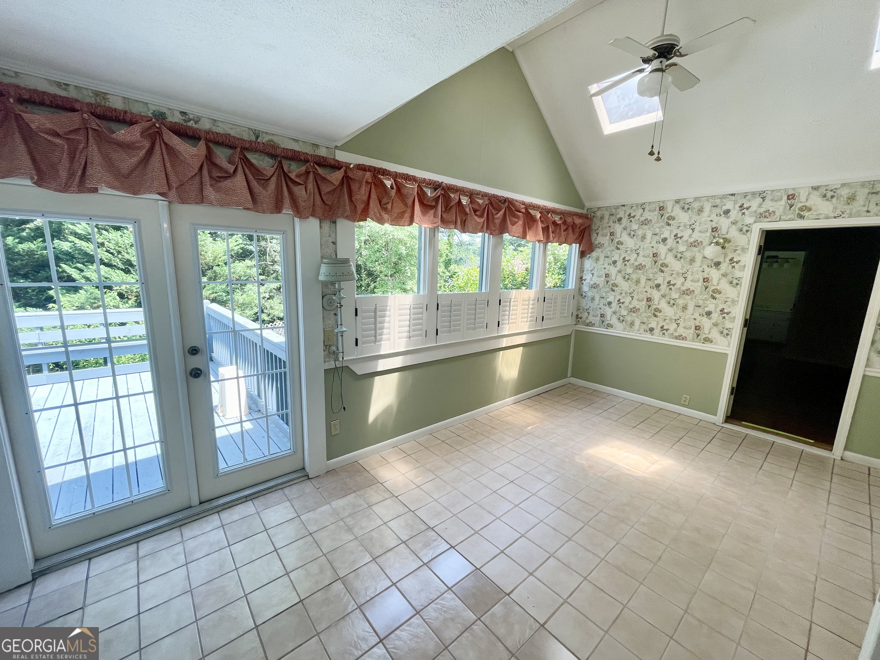 11 Cumberland Drive Southeast Rome, GA 30161 - Photo 21 of 29 a view of empty room with wooden floor and fan