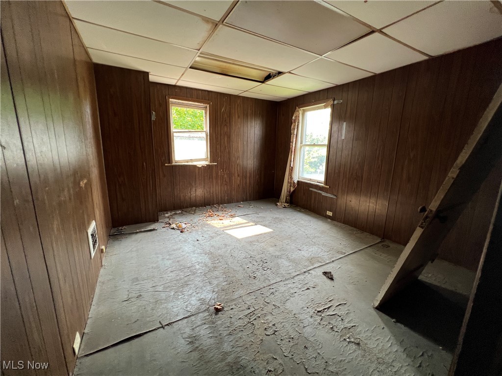 1246 Carlyon Road Cleveland, OH 44112 - Photo 12 of 16 Bedroom