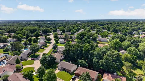 $319,900 | 18 Eagle Chase Court, St. Peters, MO 63376
