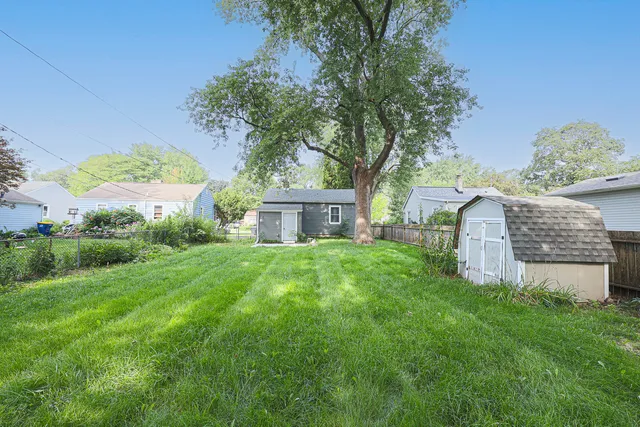 $245,000 | 245 South Edison Avenue, Elgin, IL 60123