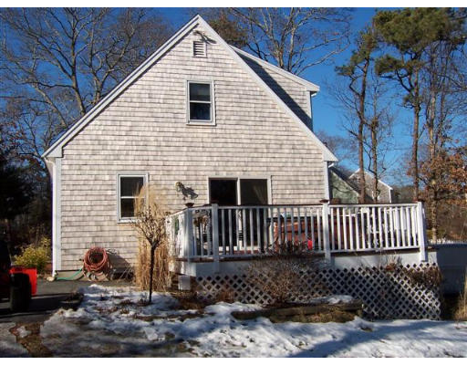 38 Lathrop Road Bourne, MA 02562 - Photo 8 of 12