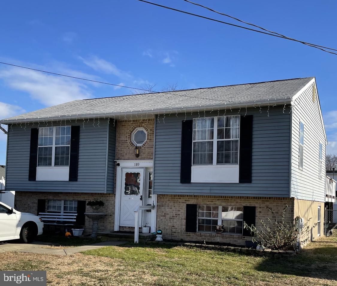 189 Lake Road Pasadena, MD 21122 - Photo 2 of 17 Gallery Image 2