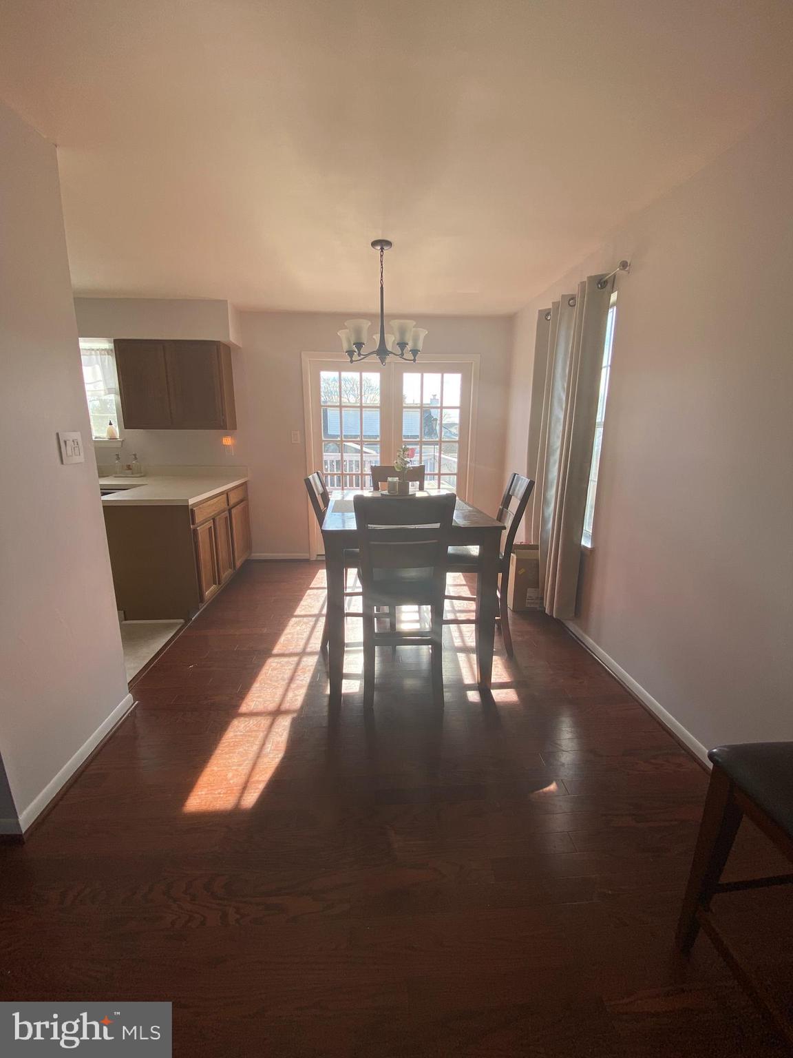 189 Lake Road Pasadena, MD 21122 - Photo 8 of 17 Gallery Image 8