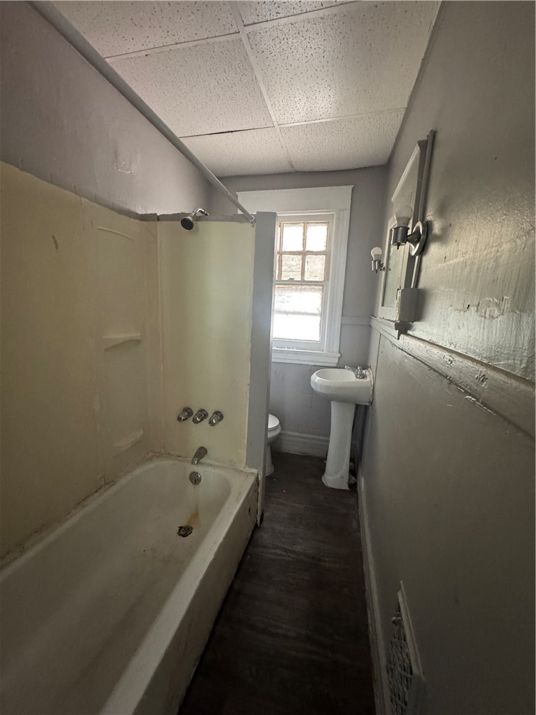 22 Gardiner Avenue Rochester, NY 14611 - Photo 11 of 12