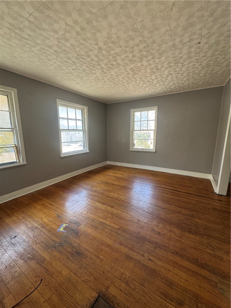 22 Gardiner Avenue Rochester, NY 14611 - Photo 7 of 12