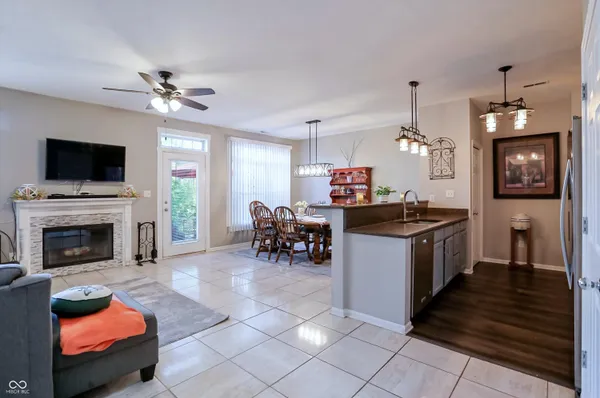 $339,900 | 11260 Fonthill Drive, Indianapolis, IN 46236