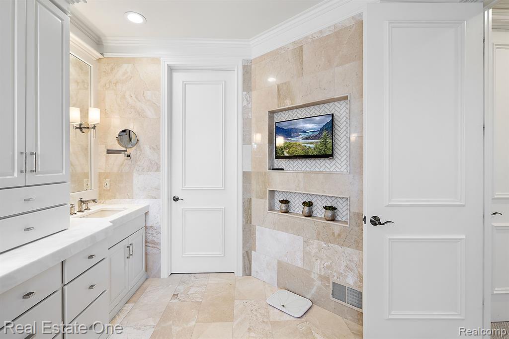 3636 Thatcher Court Rochester Hills, MI 48309 - Photo 59 of 98