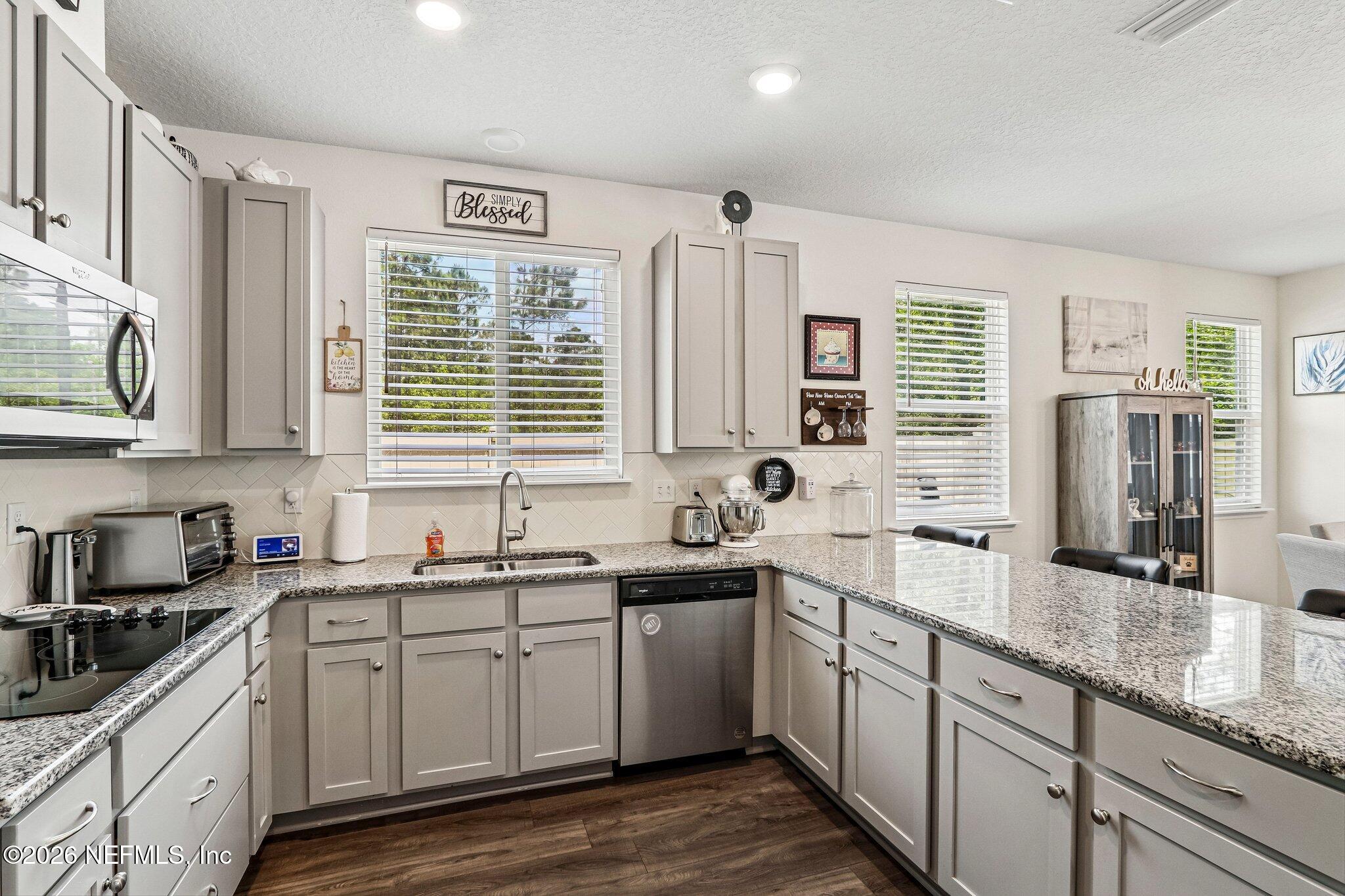 8053 Guild Way Jacksonville, FL 32222 - Photo 13 of 45 17-web-or-mls-Guild Wy-S1205-017