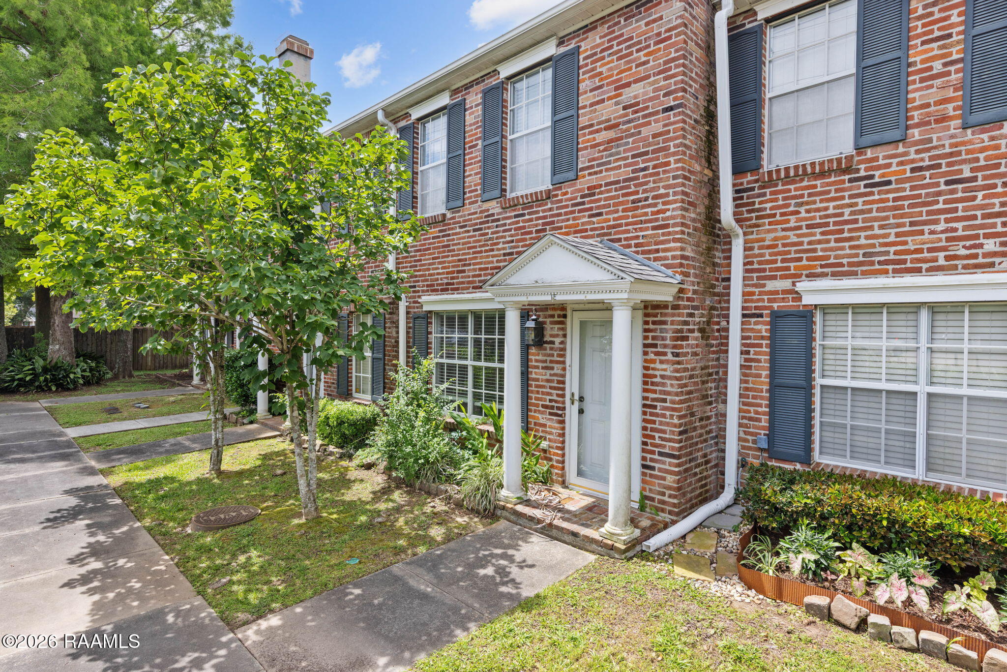 416 Doucet Road, Unit 1E Lafayette, LA 70503 - Photo 2 of 21 1-web-or-mls-416 Doucet Rd 1E-1