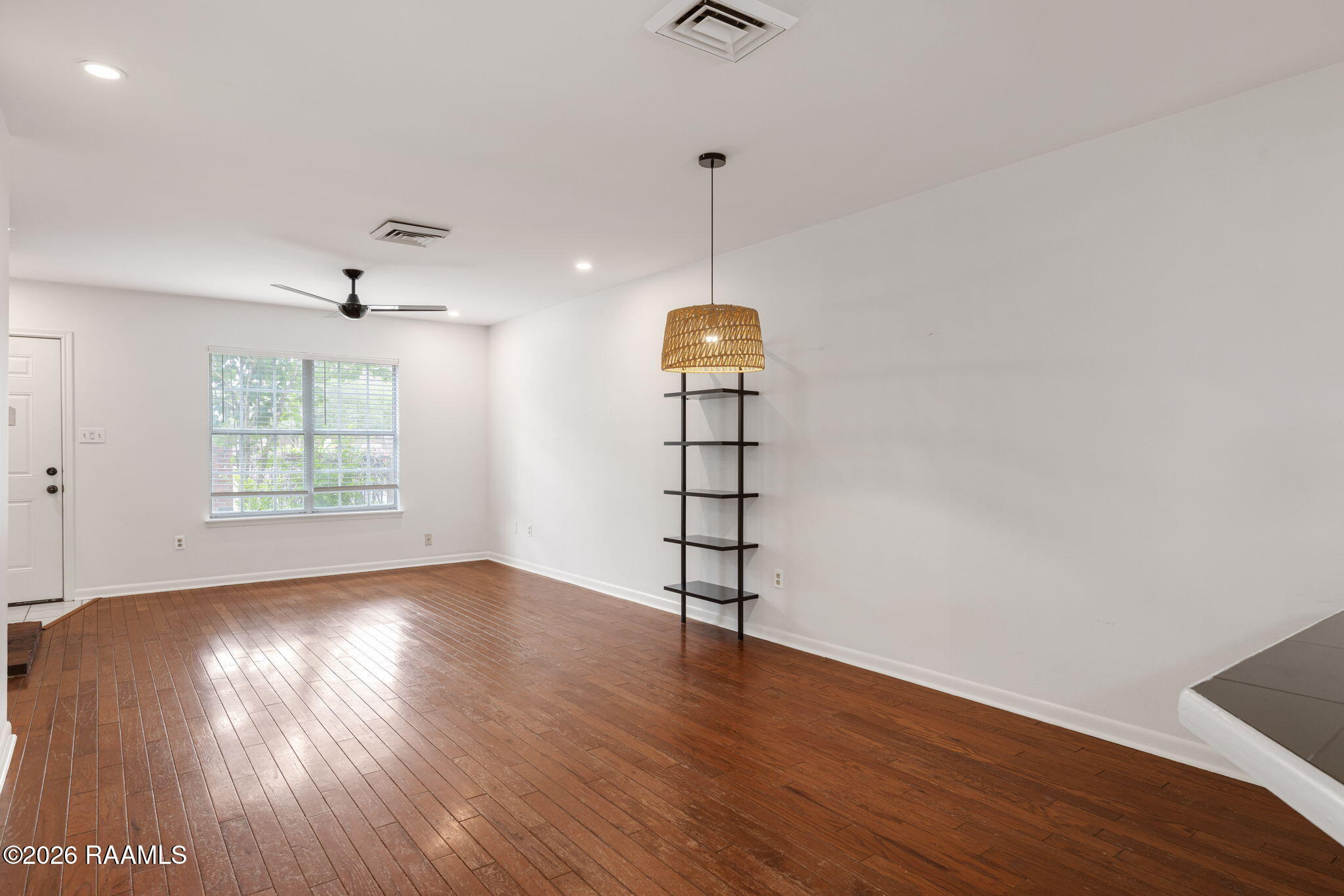 416 Doucet Road, Unit 1E Lafayette, LA 70503 - Photo 7 of 21 10-web-or-mls-416 Doucet Rd 1E-10