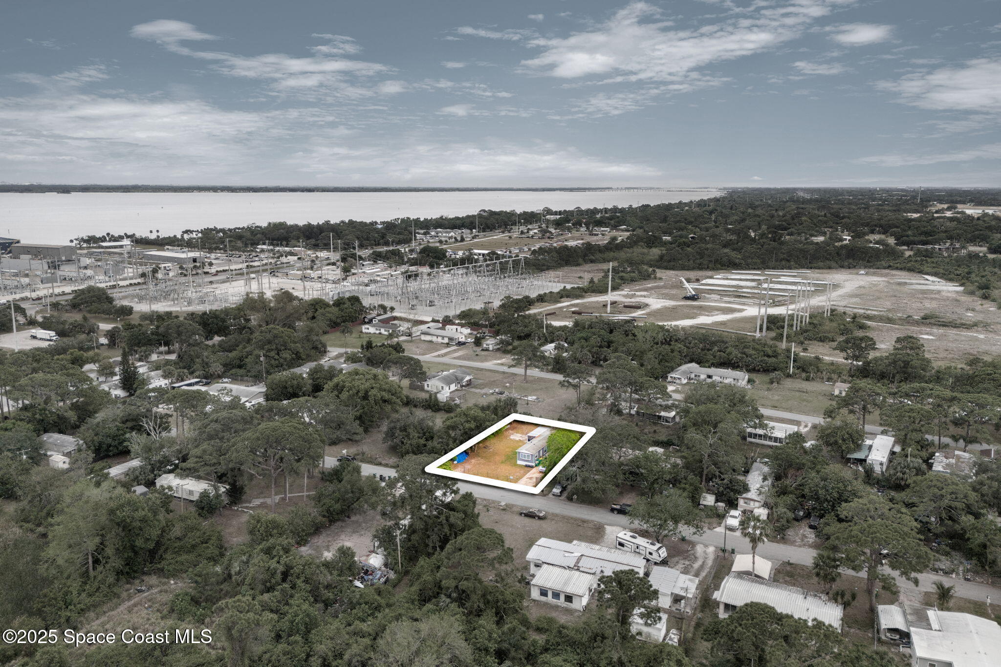 517 Bowman Boulevard Cocoa, FL 32927 - Photo 36 of 38 an aerial view of multiple house