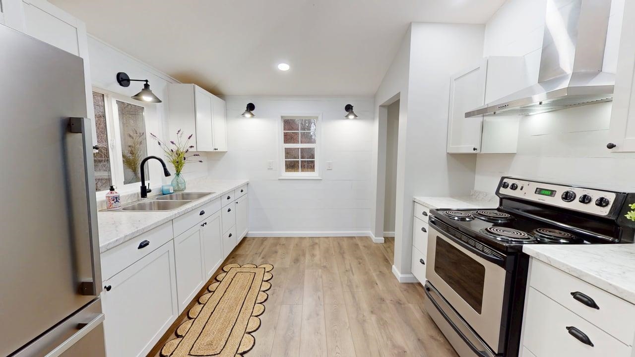 2975 East Ashby Road Midland, MI 48640 - Photo 14 of 27 1932671-08f383e0-27ef-4660-8335-08506d89eeb6.JPG