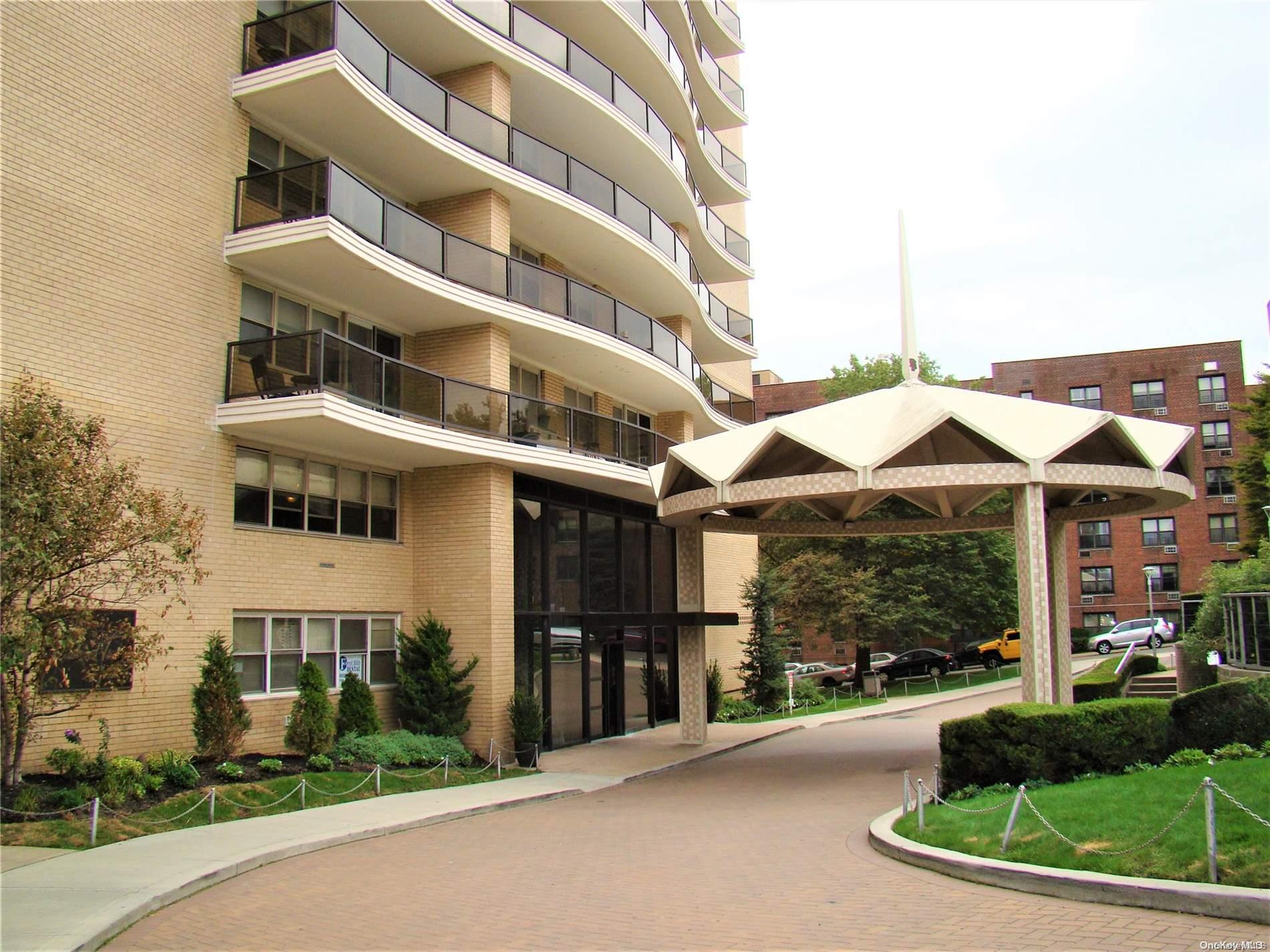 102-10 66th Road, Unit 8B Queens, NY 11375 - Photo 1 of 1 Gallery Image 1