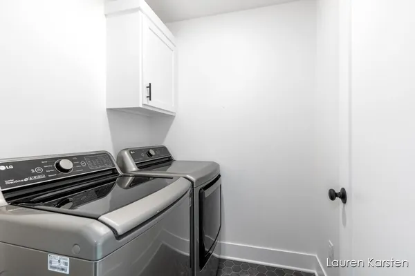 $469,900 | 6296 High Queen Court, Allendale, MI 49401