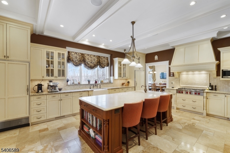 4 Rainetree Ridge Far Hills, NJ 07931 - Photo 12 of 50