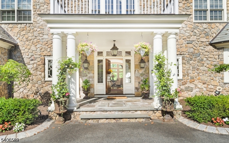 4 Rainetree Ridge Far Hills, NJ 07931 - Photo 6 of 50