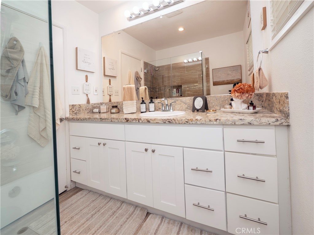 8187 Buckingham Place Riverside, CA 92504 - Photo 24 of 38