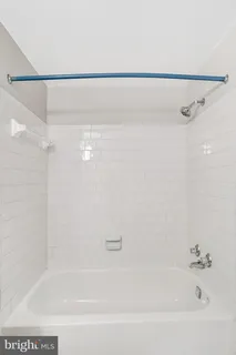 $850,000 | 10848 Burr Oak Way, Burke, VA 22015