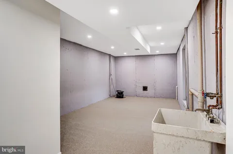 $850,000 | 10848 Burr Oak Way, Burke, VA 22015