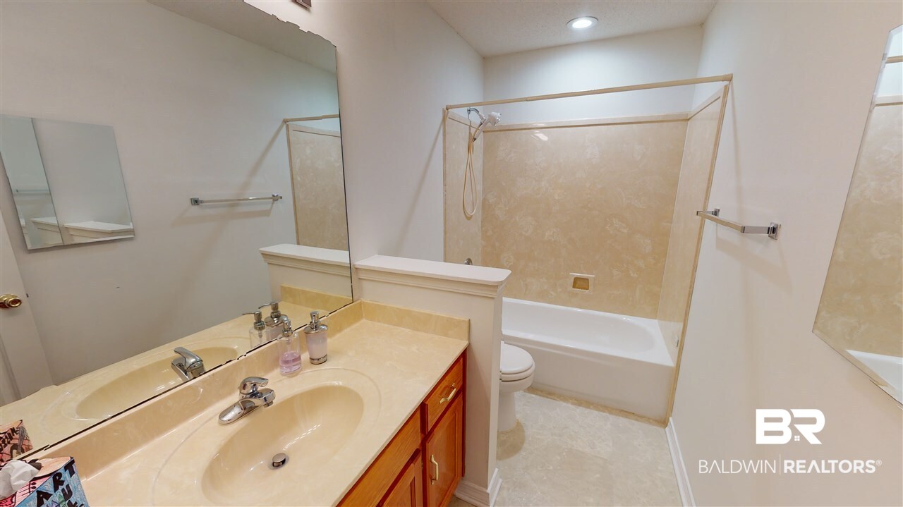 1105 Linlen Avenue Mobile, AL 36609 - Photo 12 of 23