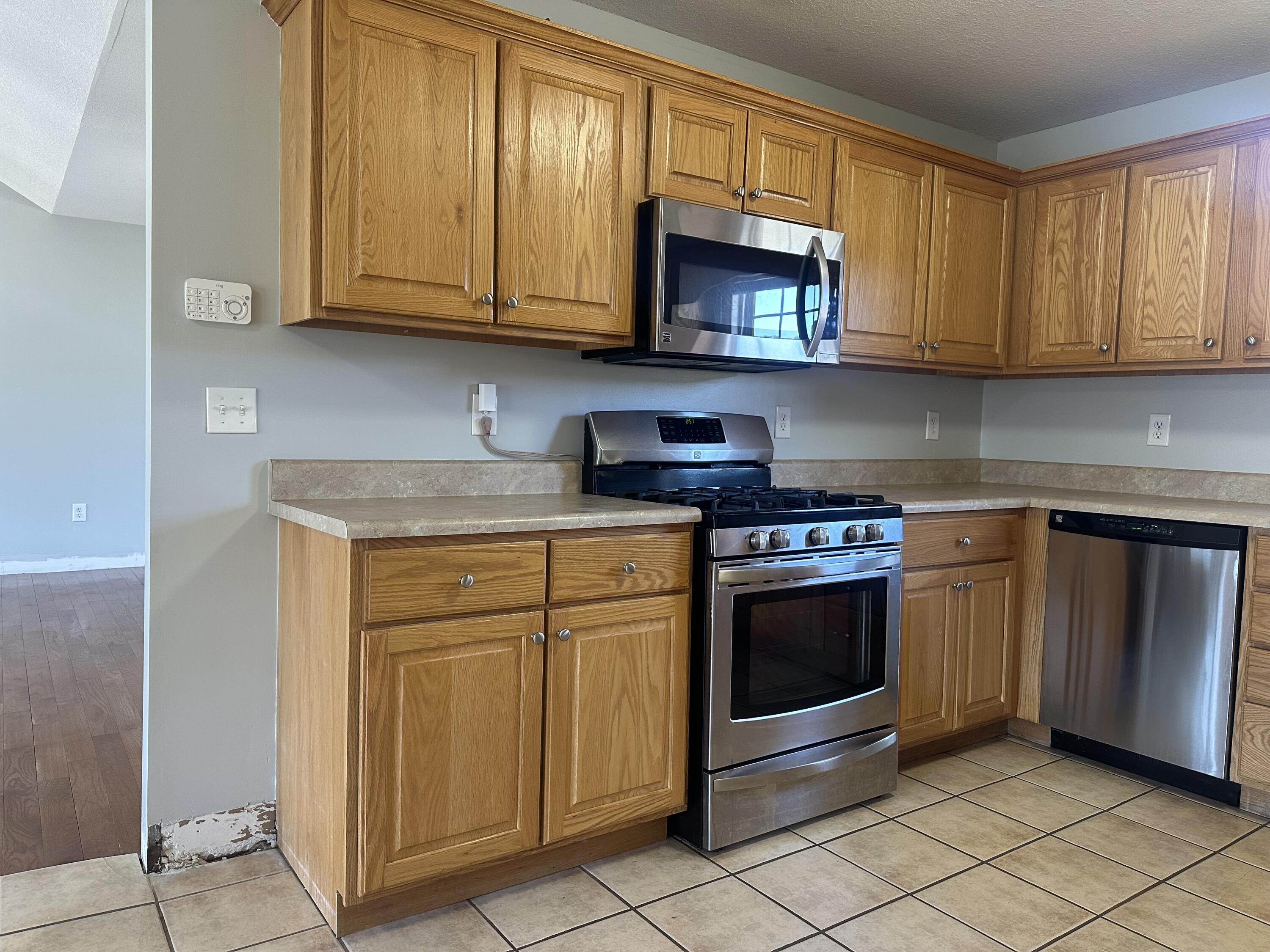 446 Neal Road, Unit 9 Dunlap, TN 37327 - Photo 9 of 19 TATE KITCHEN (2) 2025