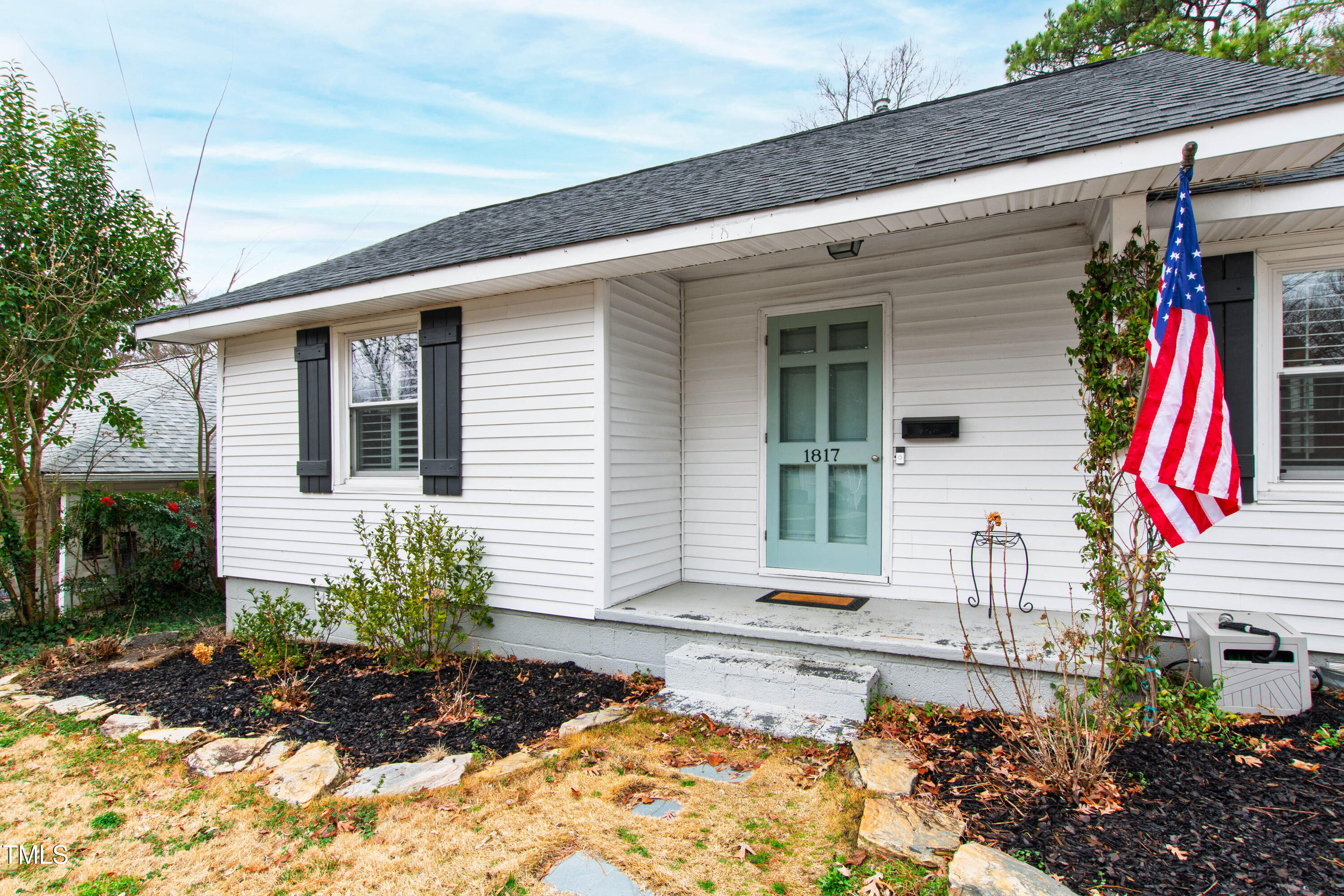 1817 Rankin Street Raleigh, NC 27604 - Photo 2 of 31 a front view of a house
