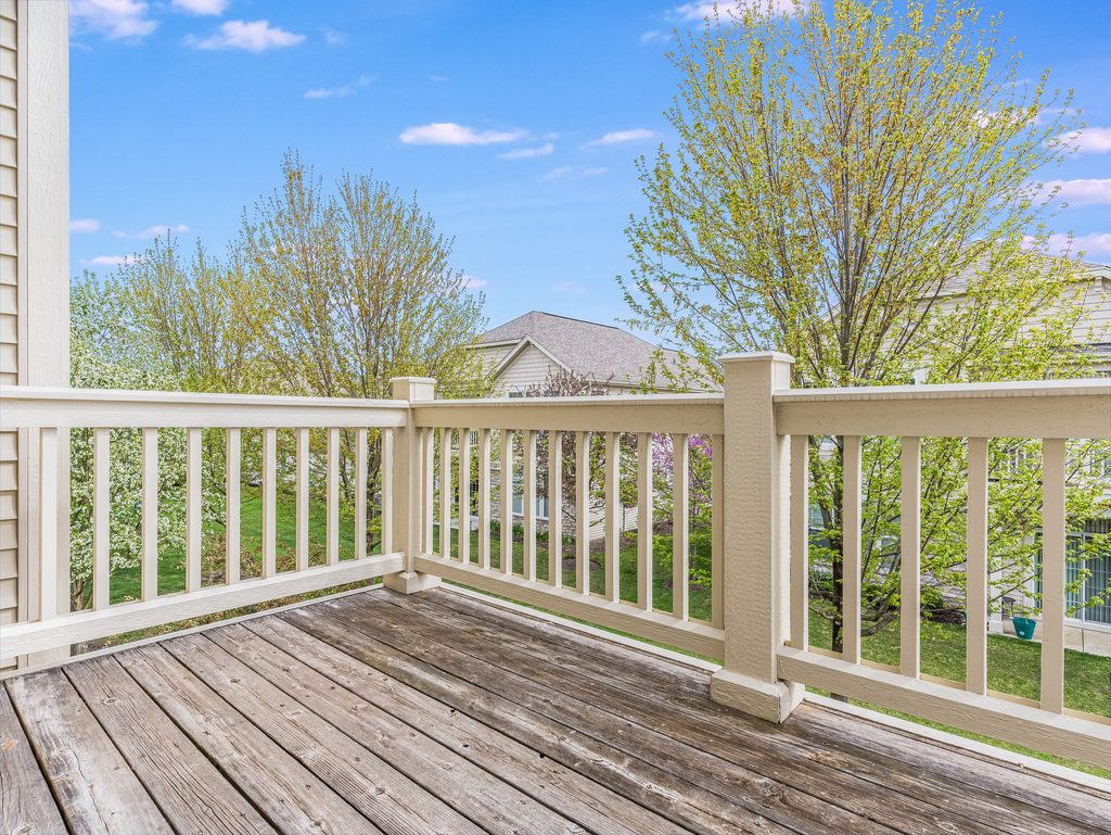 1927 Chase Lane, Unit 1927 Aurora, IL 60502 - Photo 23 of 24 a view of a wooden deck