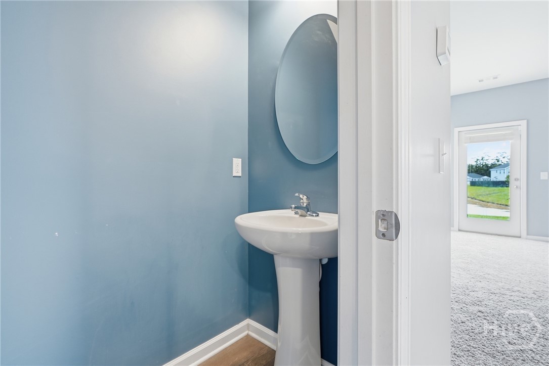 175 Vale Loop Savannah, GA 31405 - Photo 6 of 28 Gallery Image 6