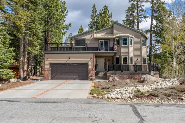 $2,127,000 | 139 Ridgecrest Drive, Mammoth Lakes, CA 93546
