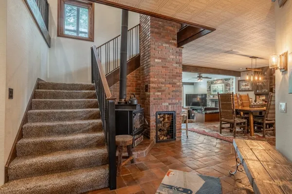$2,127,000 | 139 Ridgecrest Drive, Mammoth Lakes, CA 93546