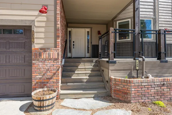 $2,127,000 | 139 Ridgecrest Drive, Mammoth Lakes, CA 93546