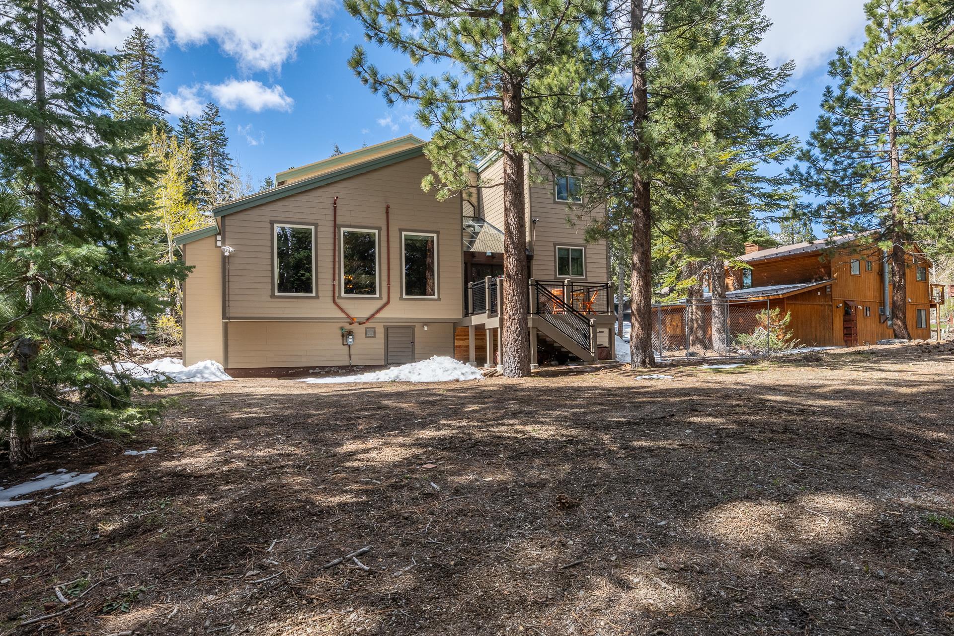 139 Ridgecrest Drive Mammoth Lakes, CA 93546 - Photo 61 of 65 Two-story property on large lot with trees and fenced dog kennel