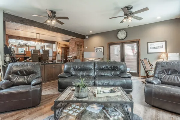 $2,127,000 | 139 Ridgecrest Drive, Mammoth Lakes, CA 93546